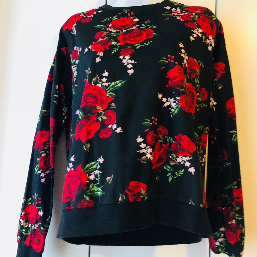 Sweatshirt size S